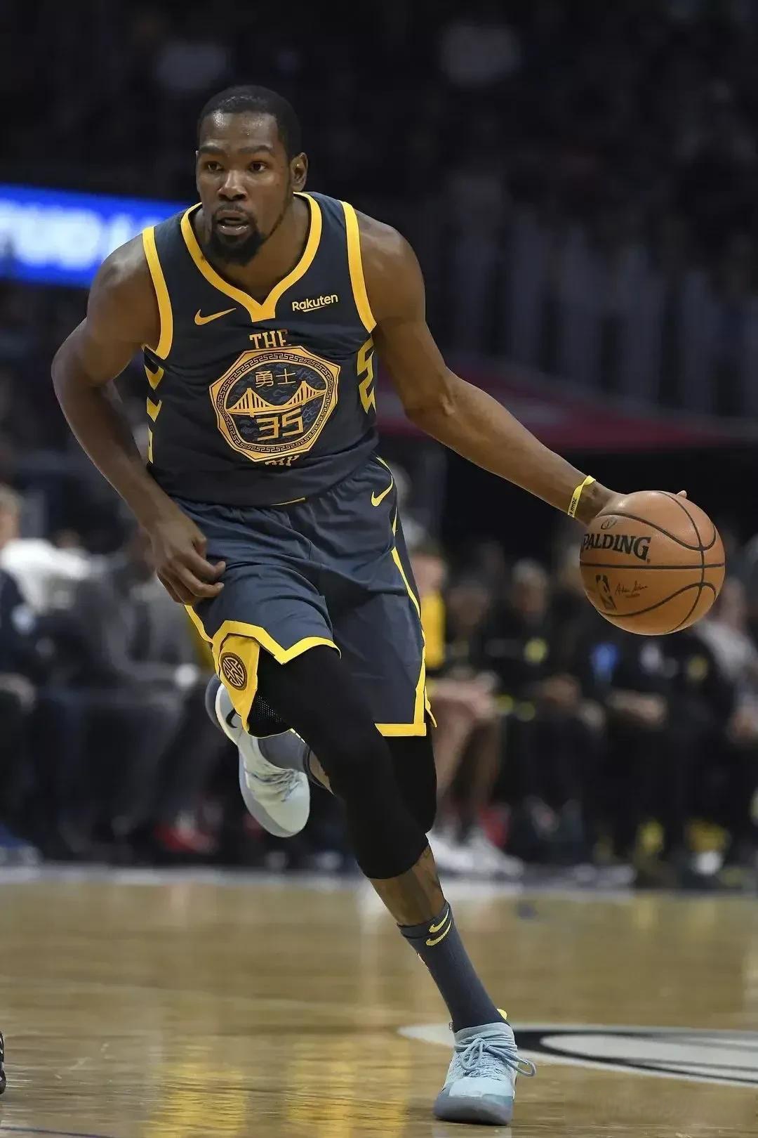 不难发现她 不难发现她