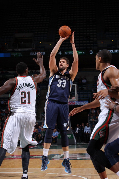 表现吸引了 表现吸引了